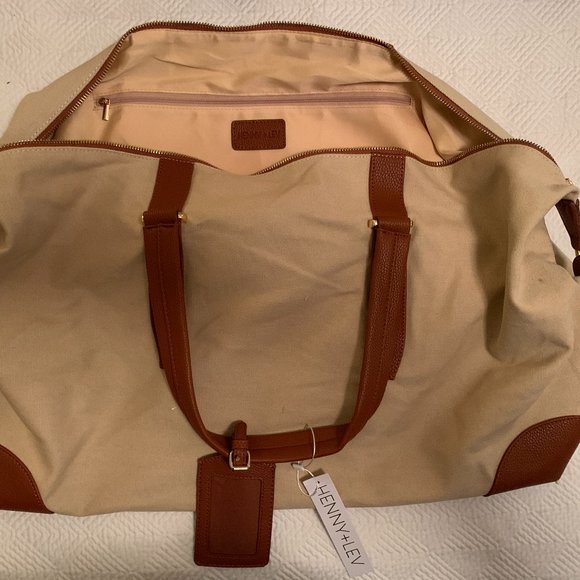 Henny + Lev - THE DUFFLE SET - Rachel Zoe Box of Style, Canvas Weekender & Pouch - Picture 14 of 14